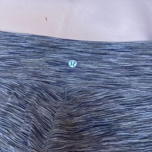 COPY - Lululemon Size 6 Leggings